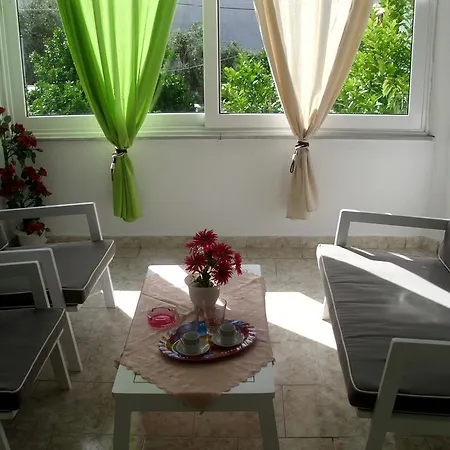 Apartment Dafni